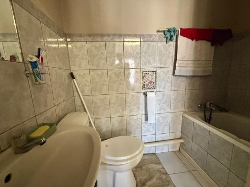 16 Bedroom Property for Sale in Brandwag Free State